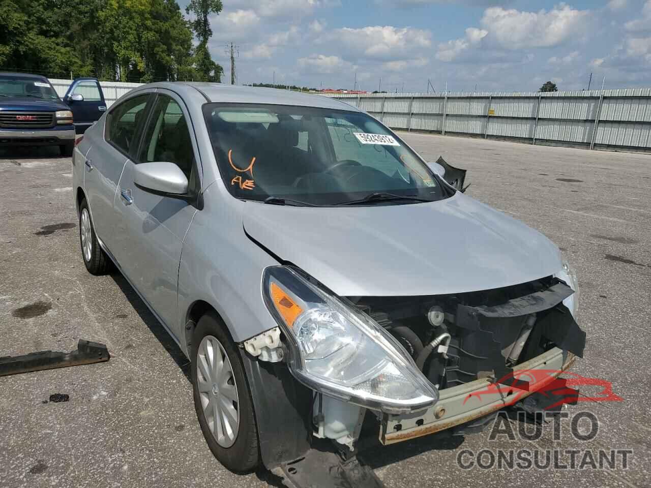 NISSAN VERSA 2017 - 3N1CN7AP1HL813500