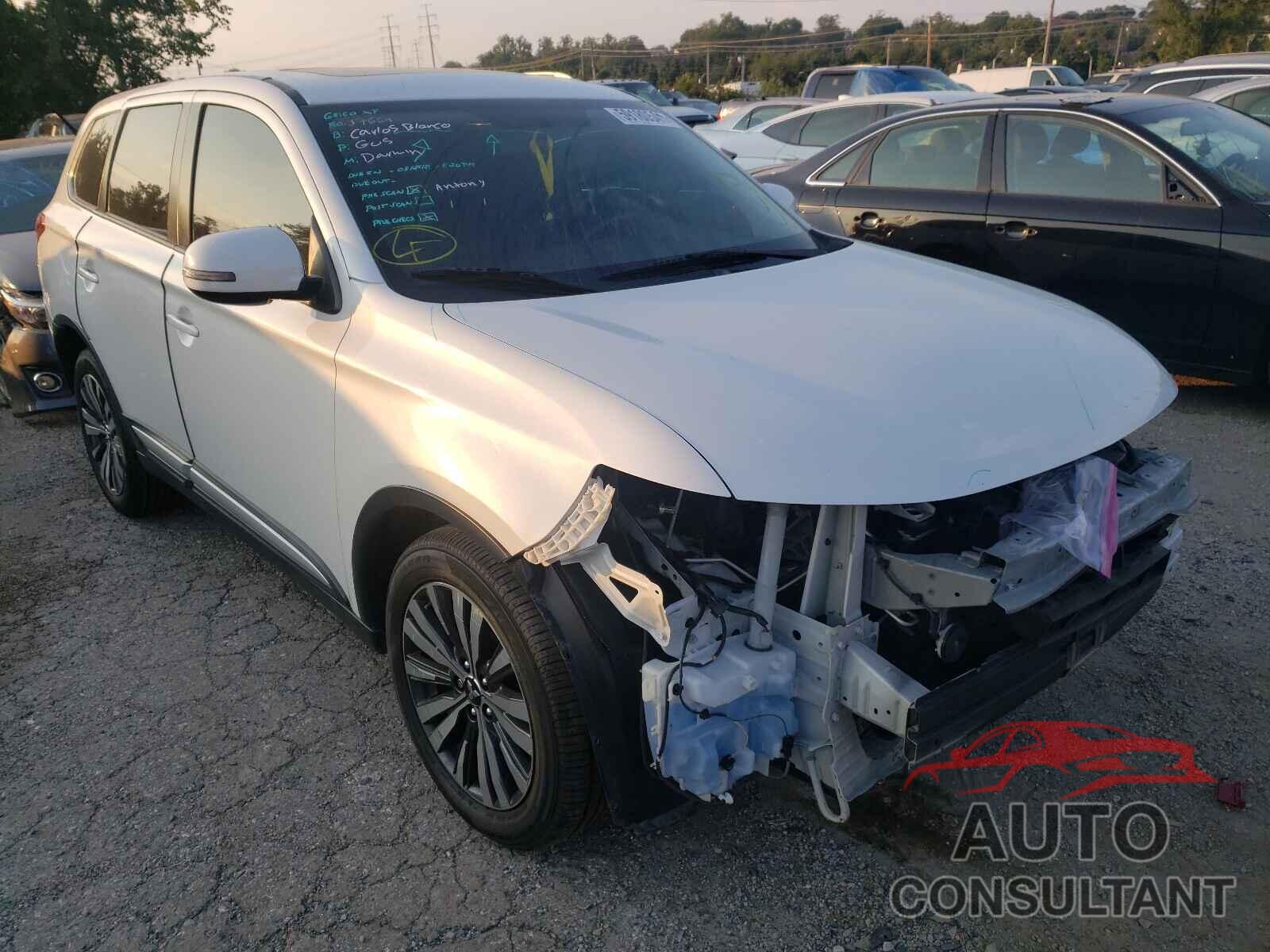 MITSUBISHI OUTLANDER 2019 - JA4AD3A35KZ012138