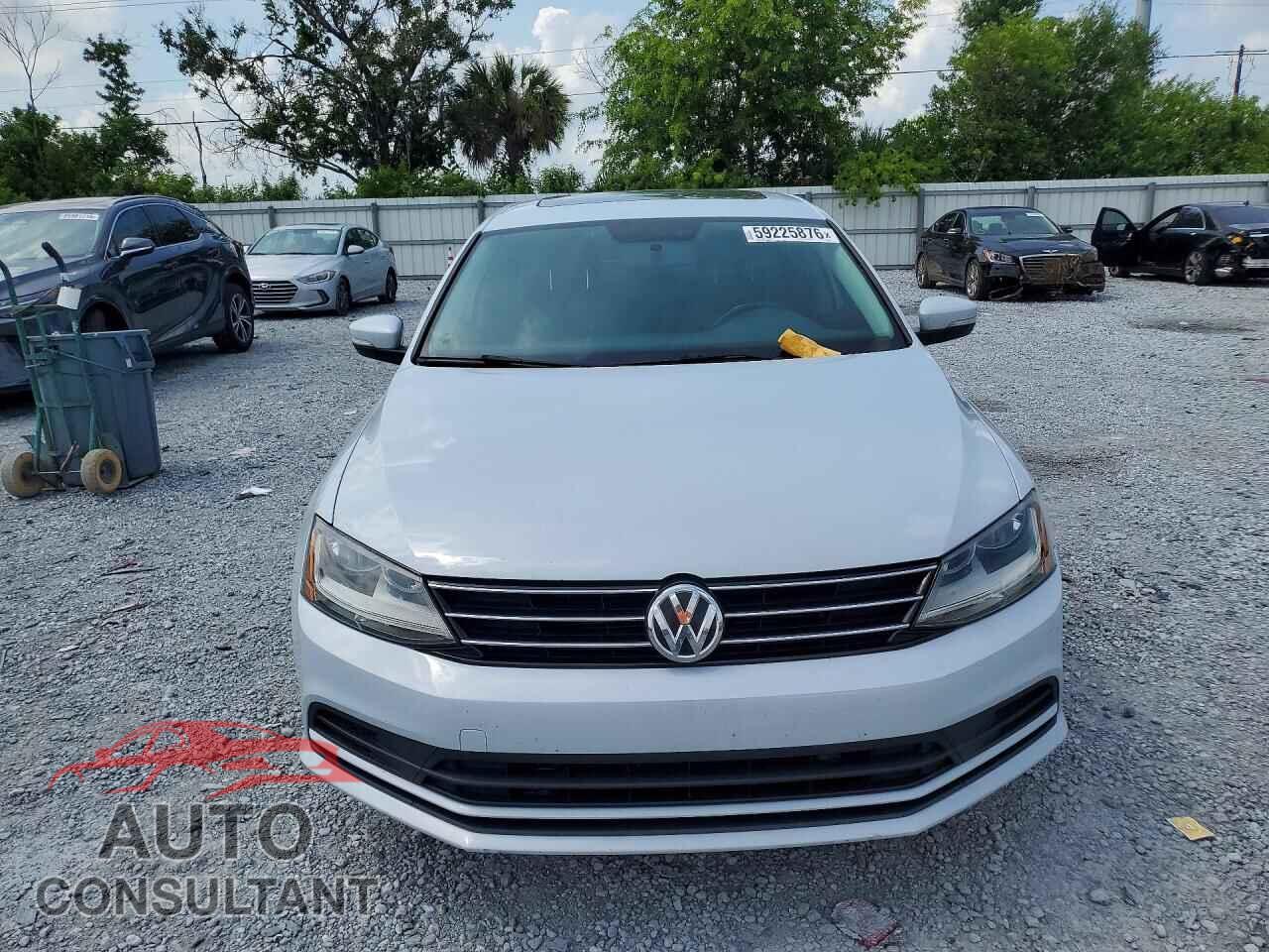 VOLKSWAGEN JETTA 2017 - 3VWDB7AJ2HM406492