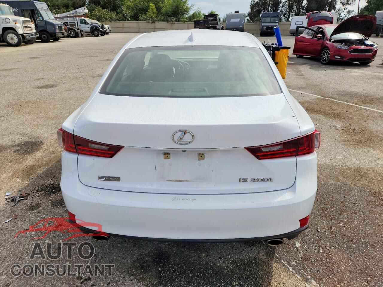 LEXUS IS 2016 - JTHBA1D2XG5012028