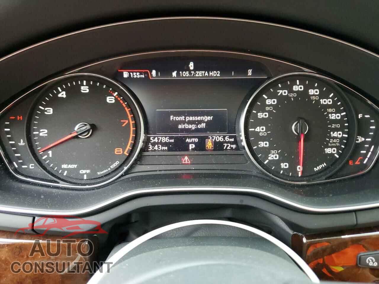 AUDI A4 2019 - WAUDNAF43KN013847