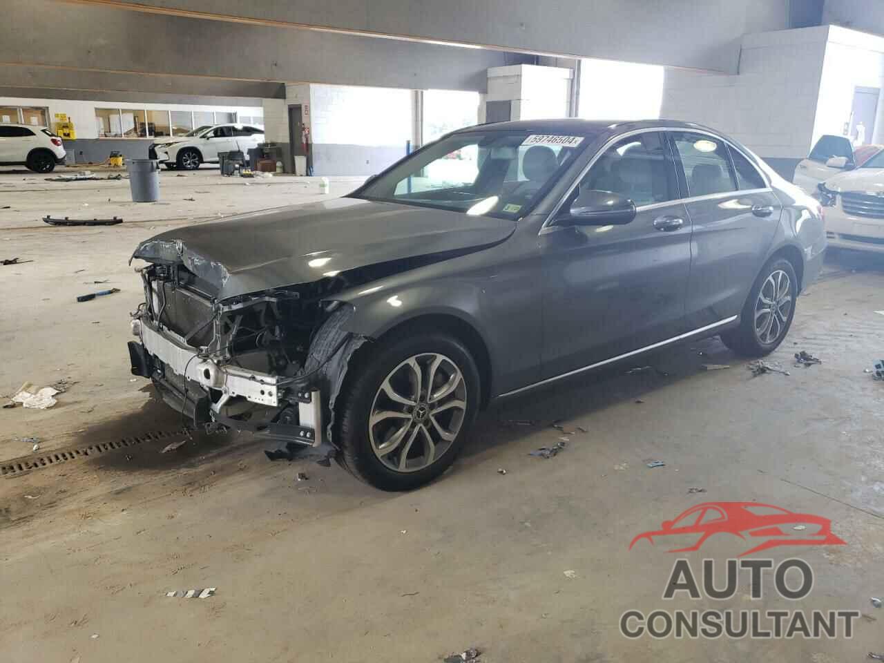 MERCEDES-BENZ C-CLASS 2018 - 55SWF4KB6JU260189