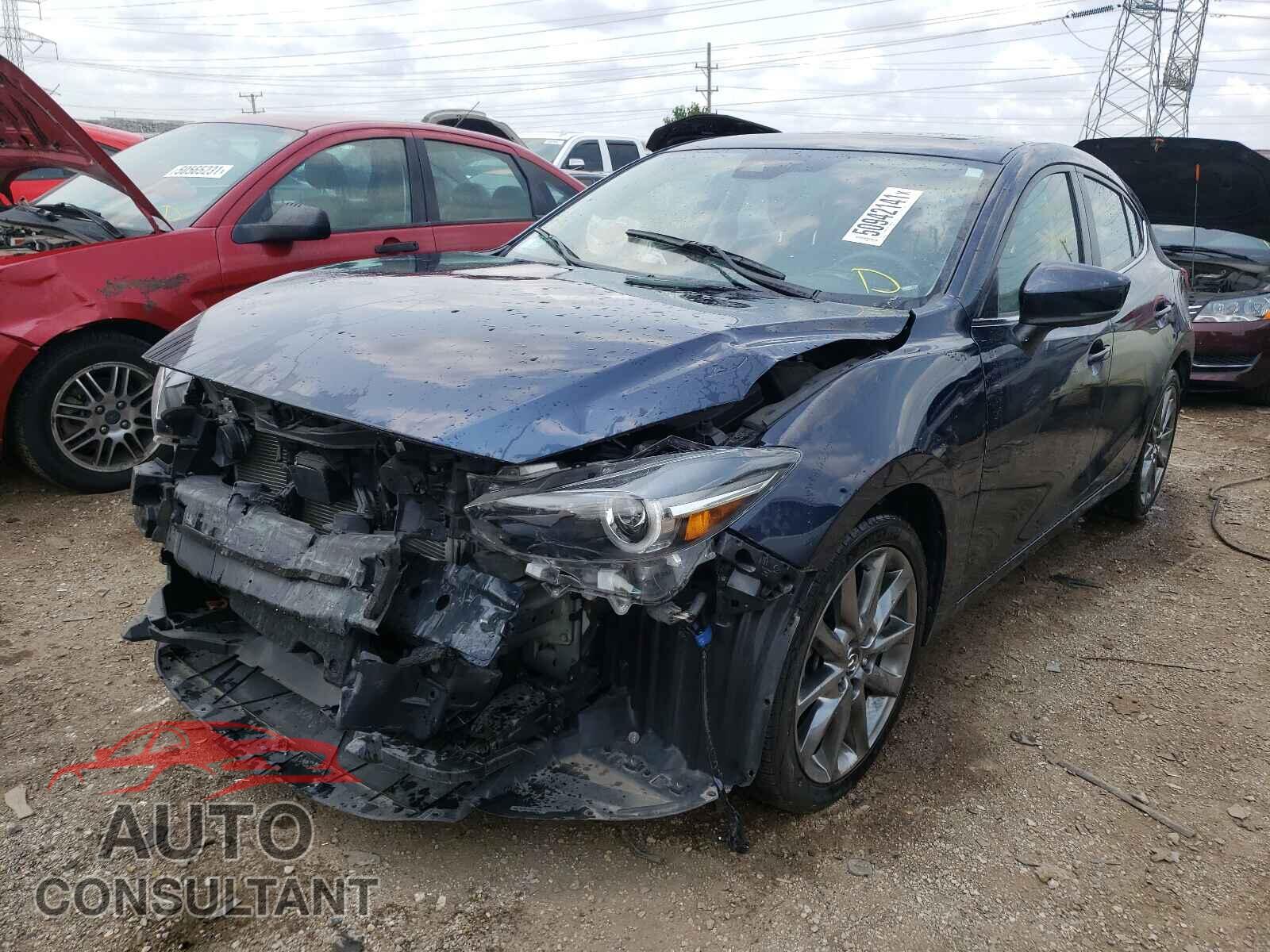 MAZDA 3 2018 - 3MZBN1M33JM270713