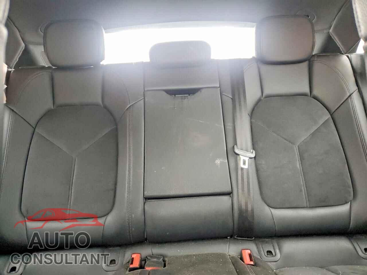 PORSCHE MACAN 2018 - WP1AA2A50JLB03652