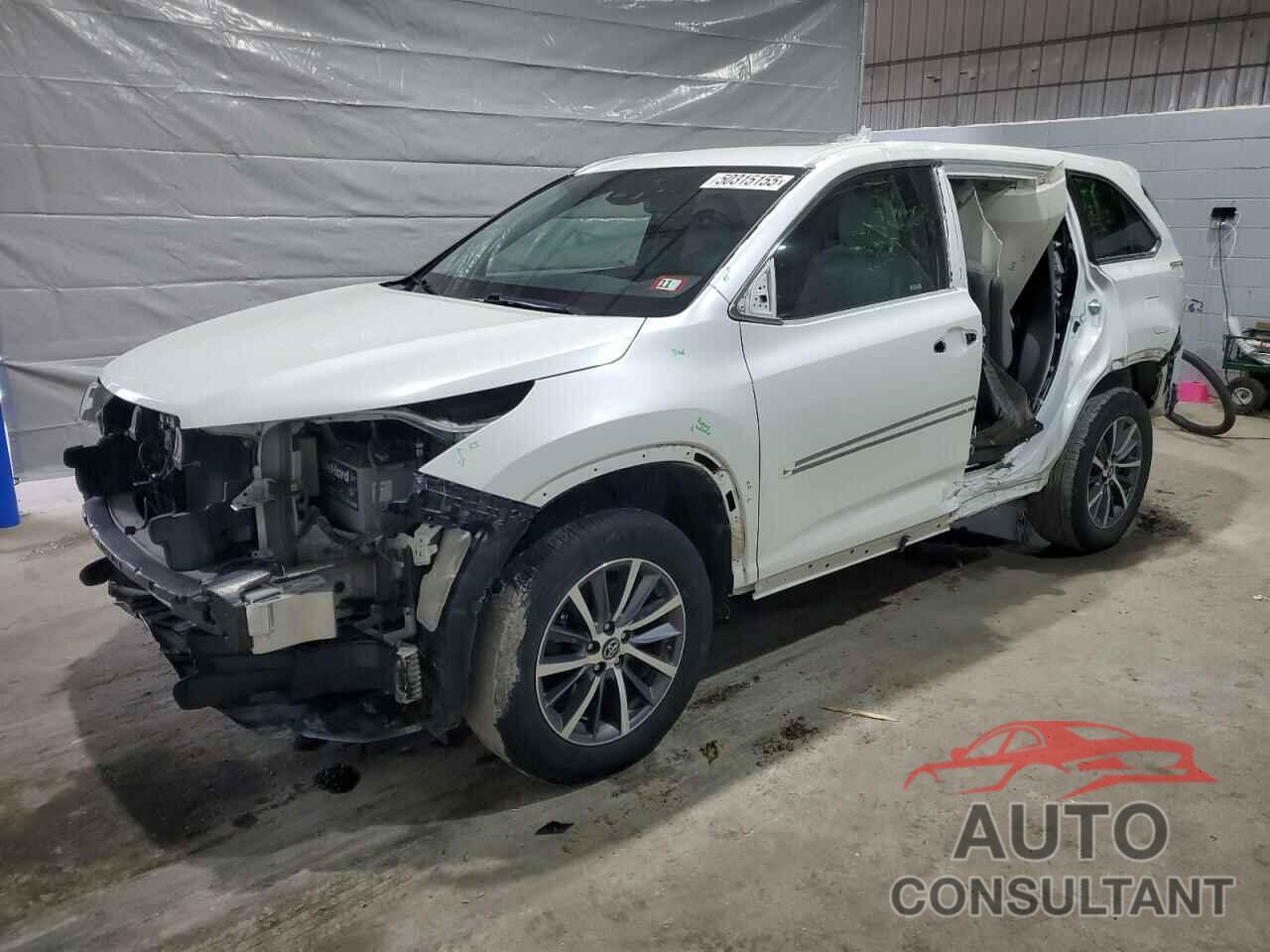 TOYOTA HIGHLANDER 2018 - 5TDJZRFH8JS524636