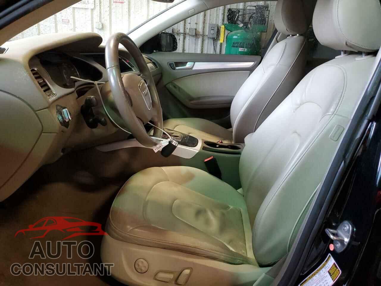 AUDI A4 2012 - WAUBFAFL0CA060256