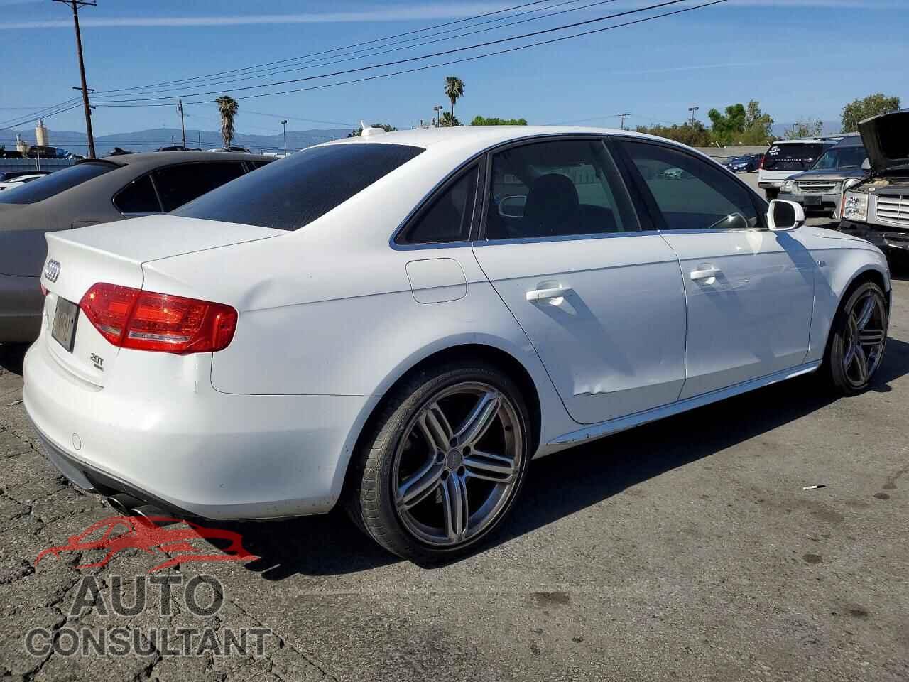 AUDI A4 2012 - WAUFFAFL0CN007082
