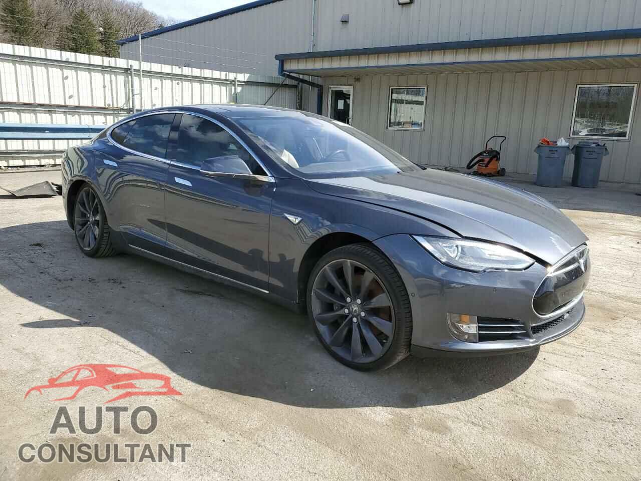 TESLA MODEL S 2016 - 5YJSA1E14GF122451