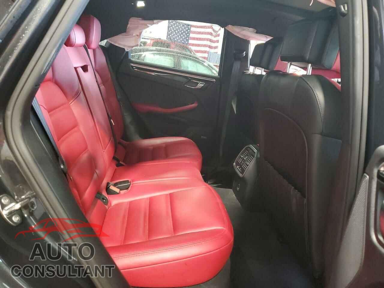 PORSCHE MACAN 2018 - WP1AB2A59JLB31933