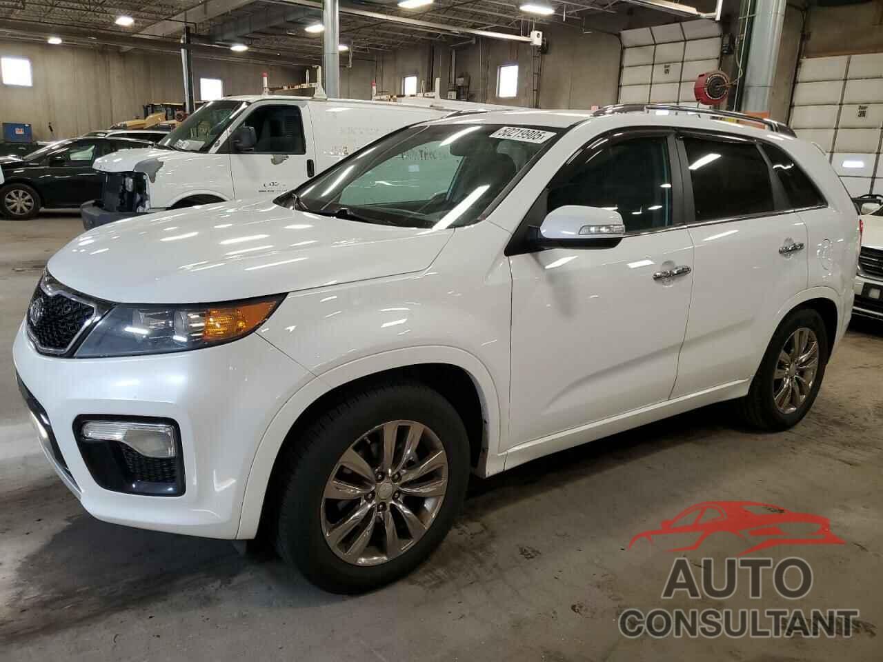 KIA SORENTO 2011 - 5XYKW4A28BG133942
