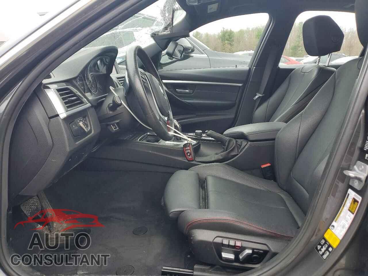 BMW 3 SERIES 2018 - WBA8D9C51JA607732