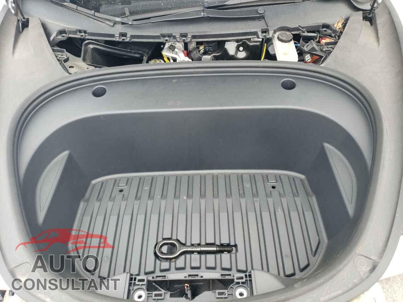 TESLA MODEL 3 2023 - 5YJ3E1EA9PF647689