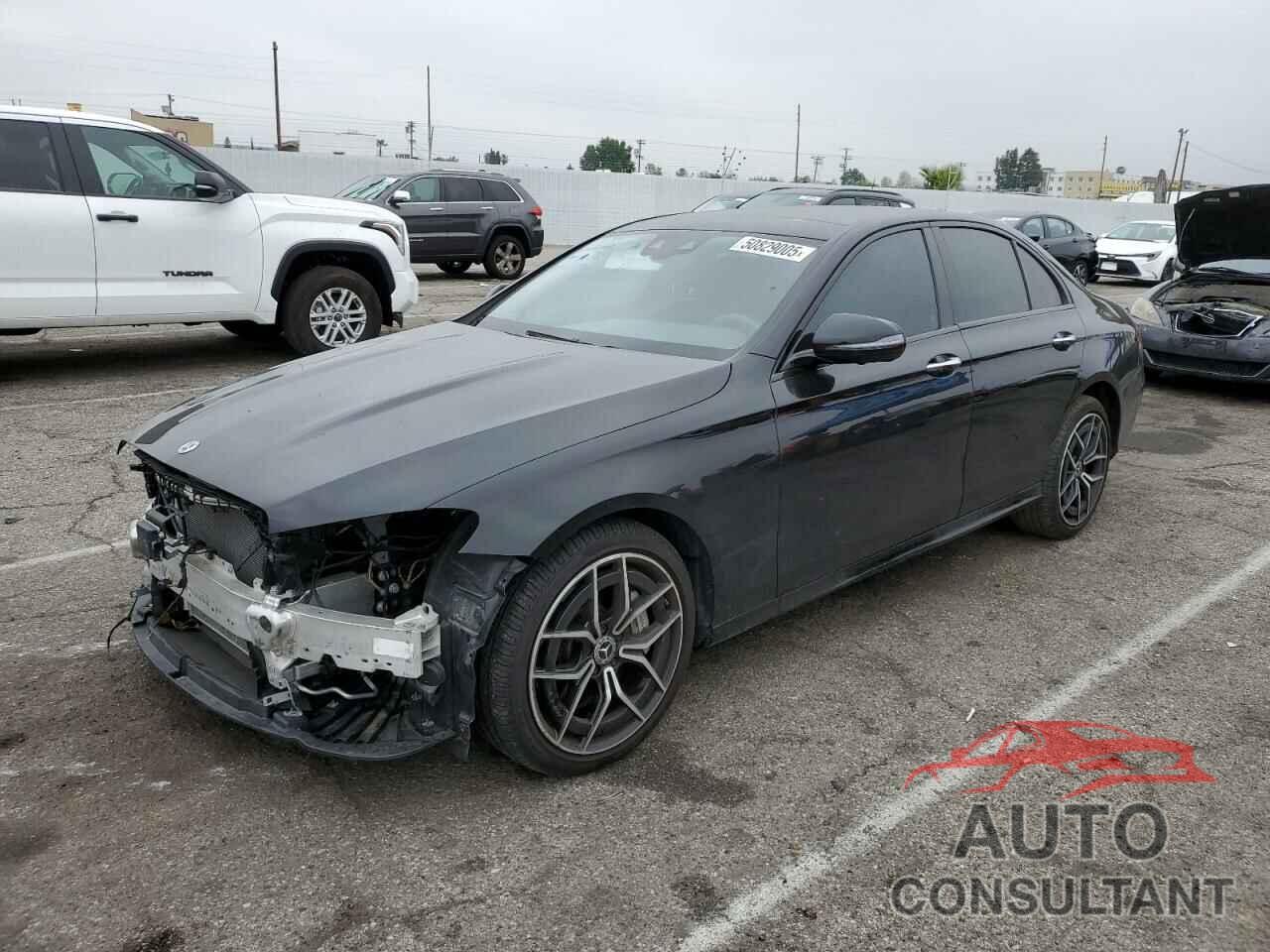 MERCEDES-BENZ E-CLASS 2022 - W1KZF8DB6NB098663