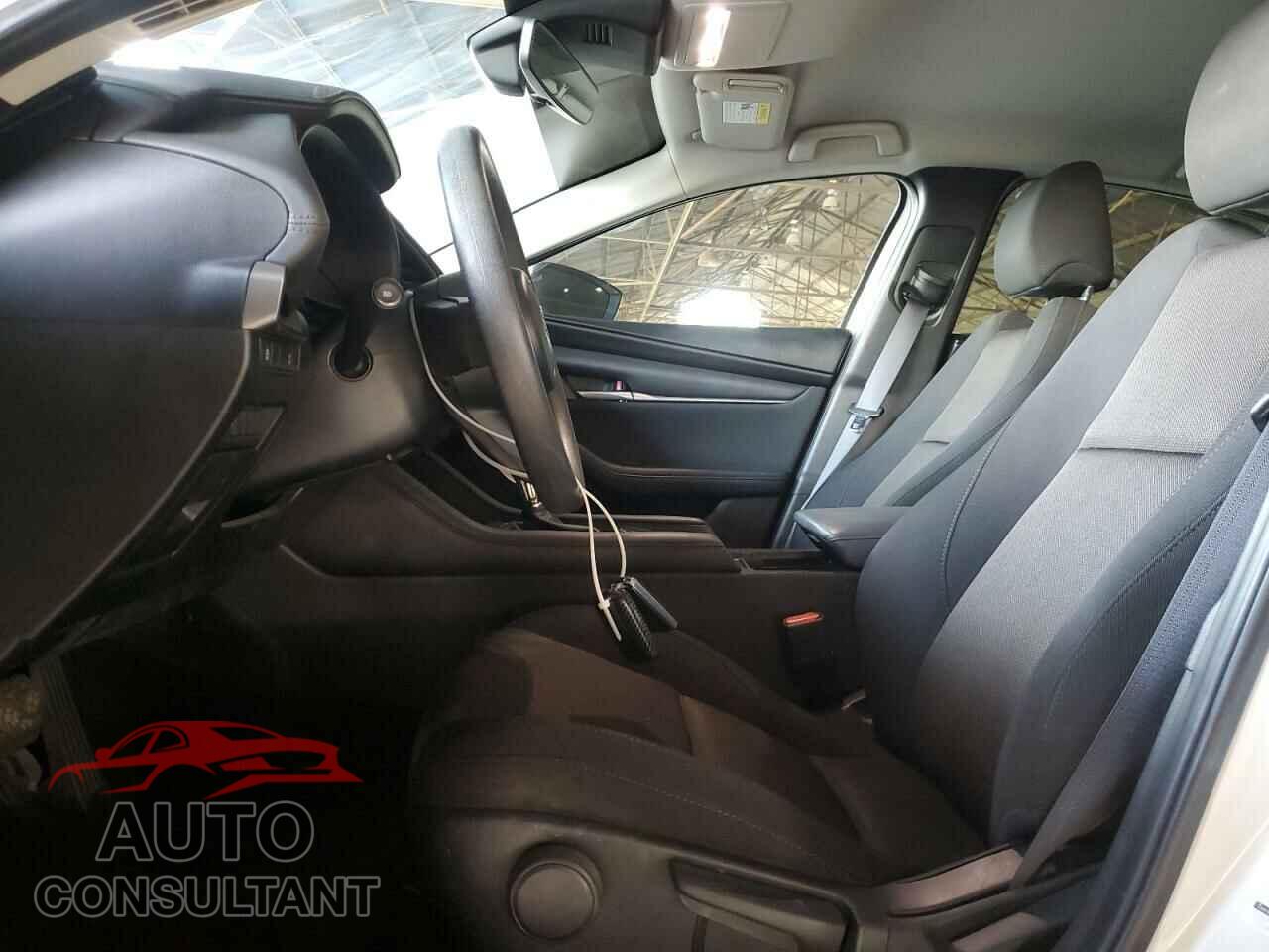 MAZDA 3 2020 - 3MZBPABL9LM123649