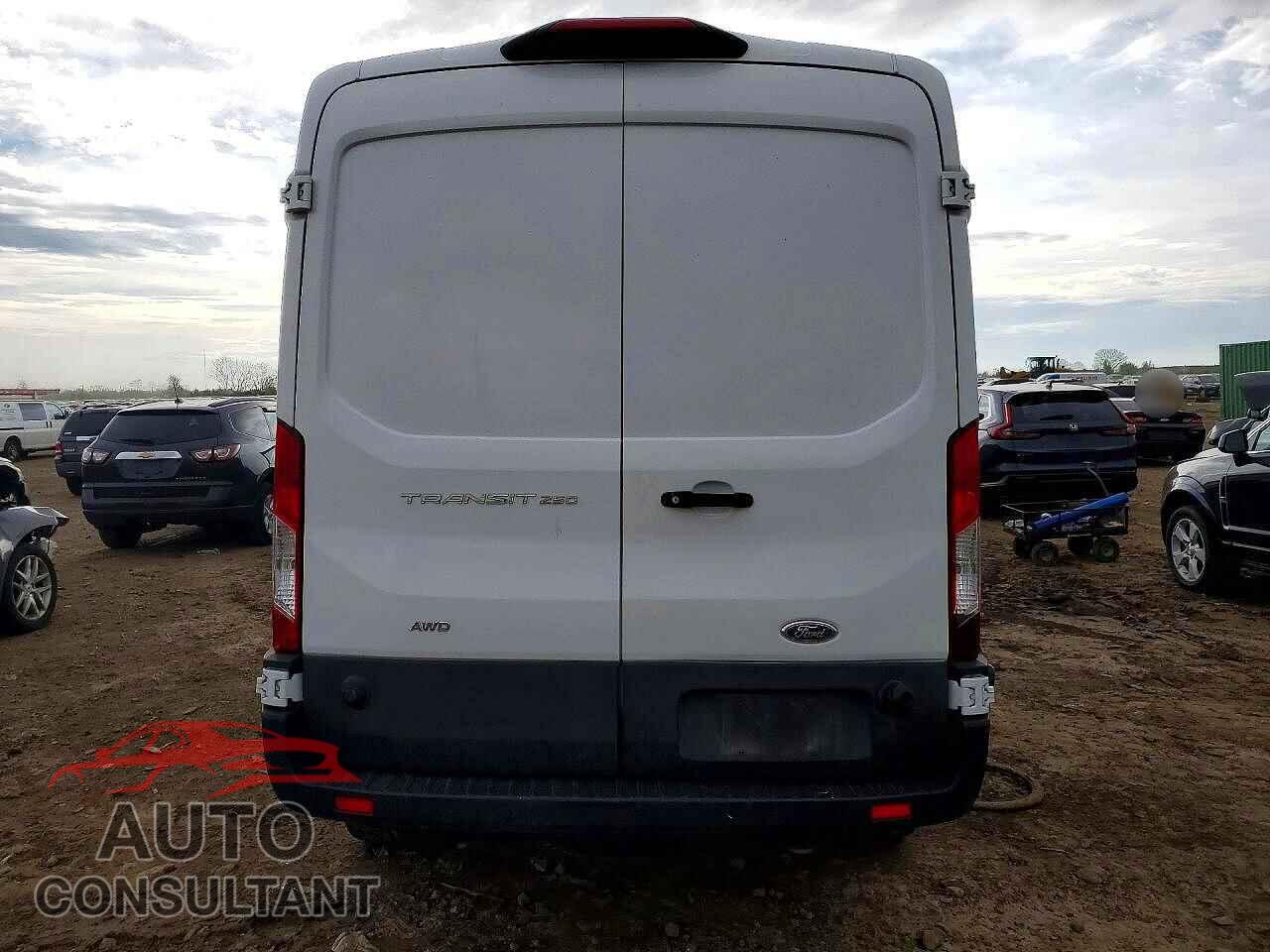 FORD TRANSIT 2020 - 1FTBR2C84LKA68452