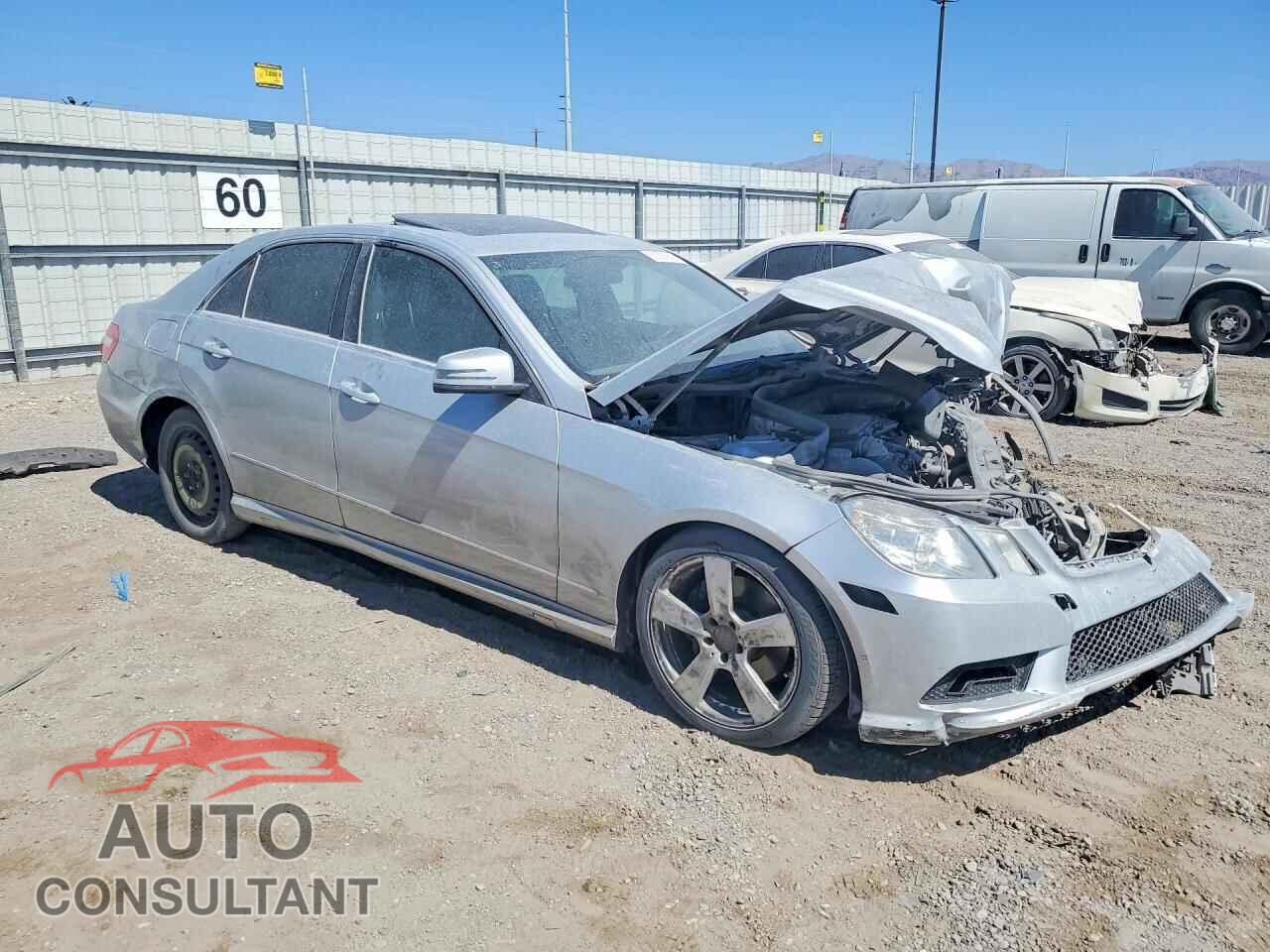 MERCEDES-BENZ E-CLASS 2011 - WDDHF5GB9BA452988