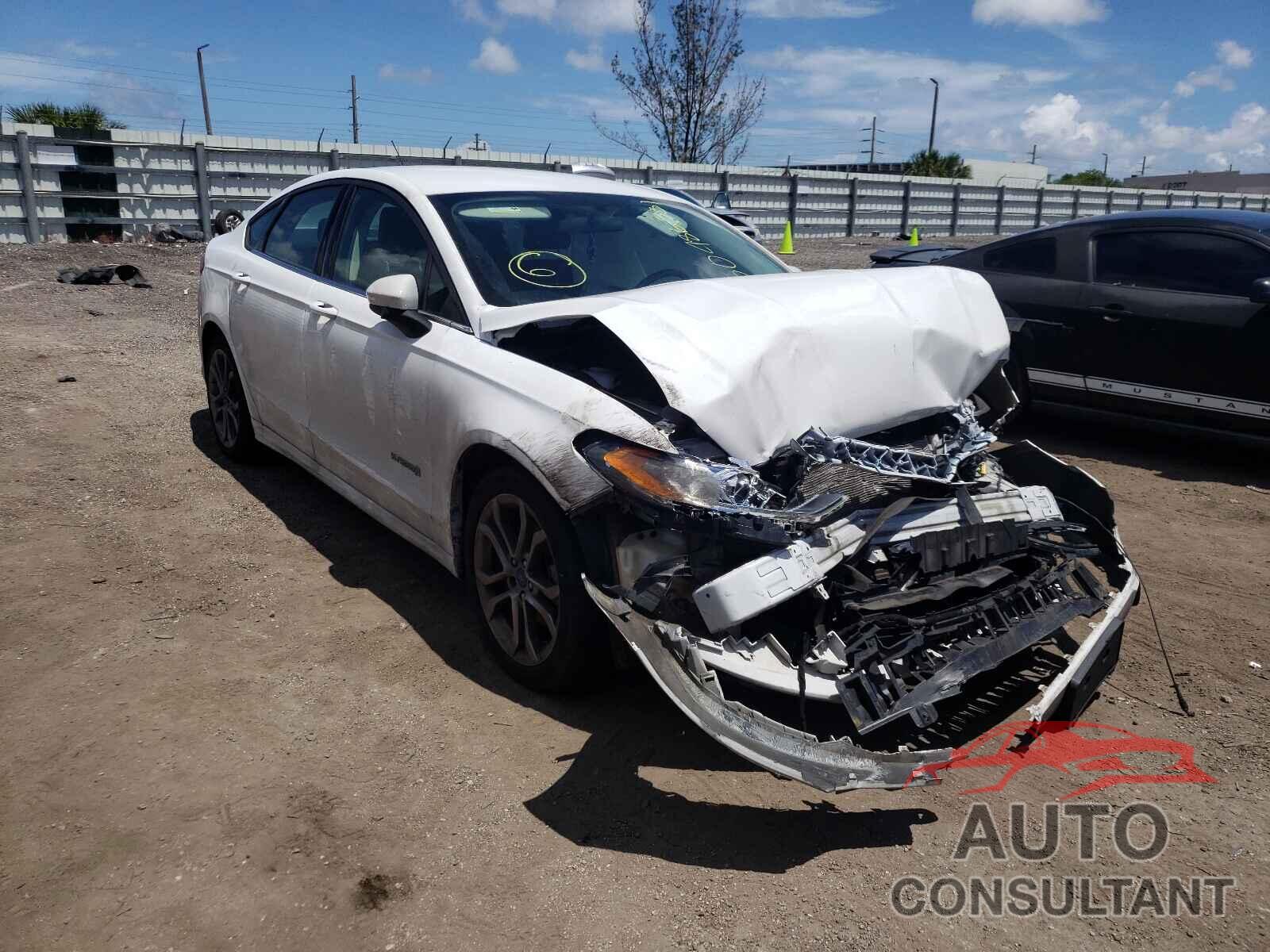 FORD FUSION 2017 - 3FA6P0LU1HR181356