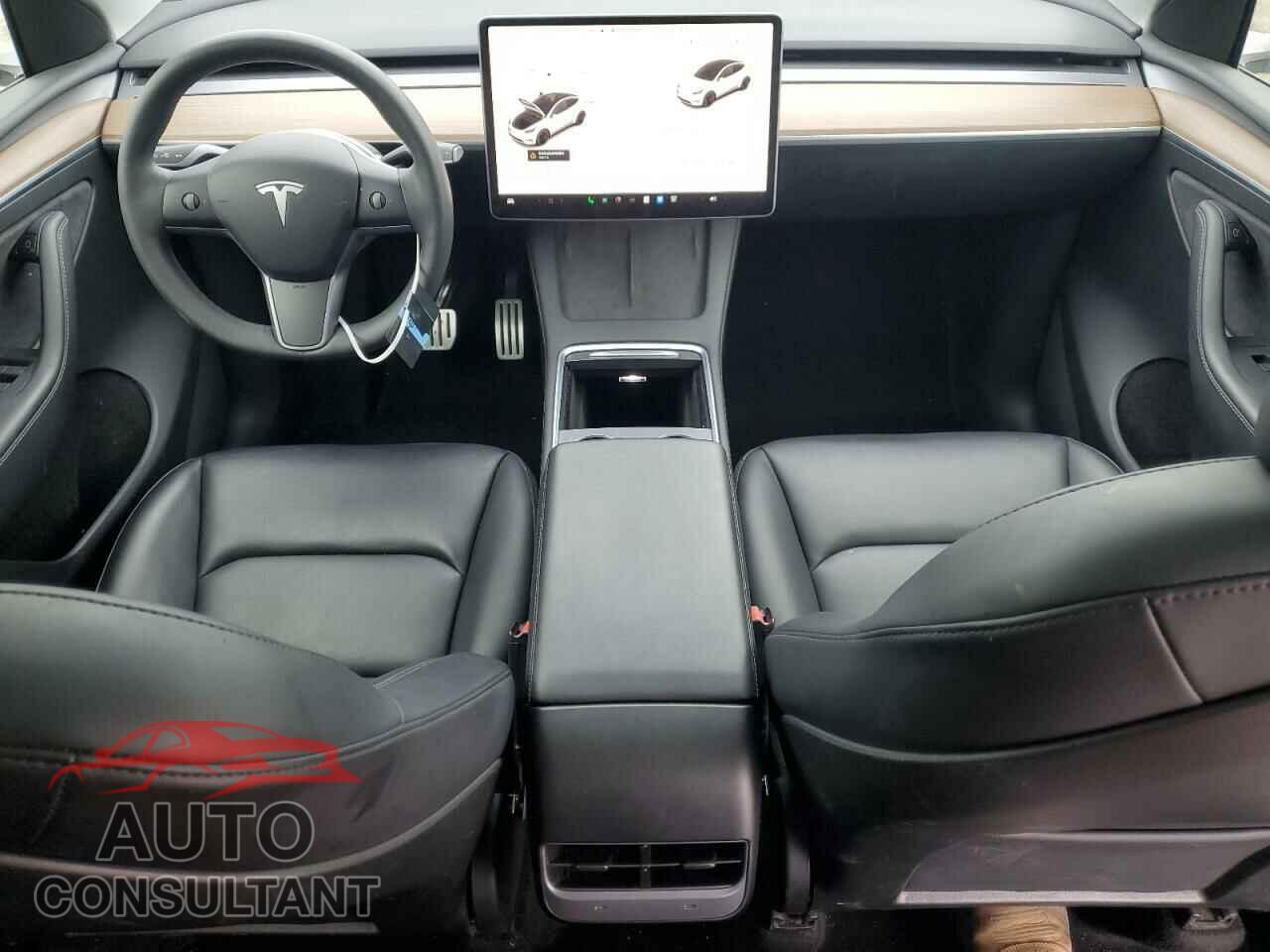 TESLA MODEL Y 2022 - 7SAYGDEF5NF567688