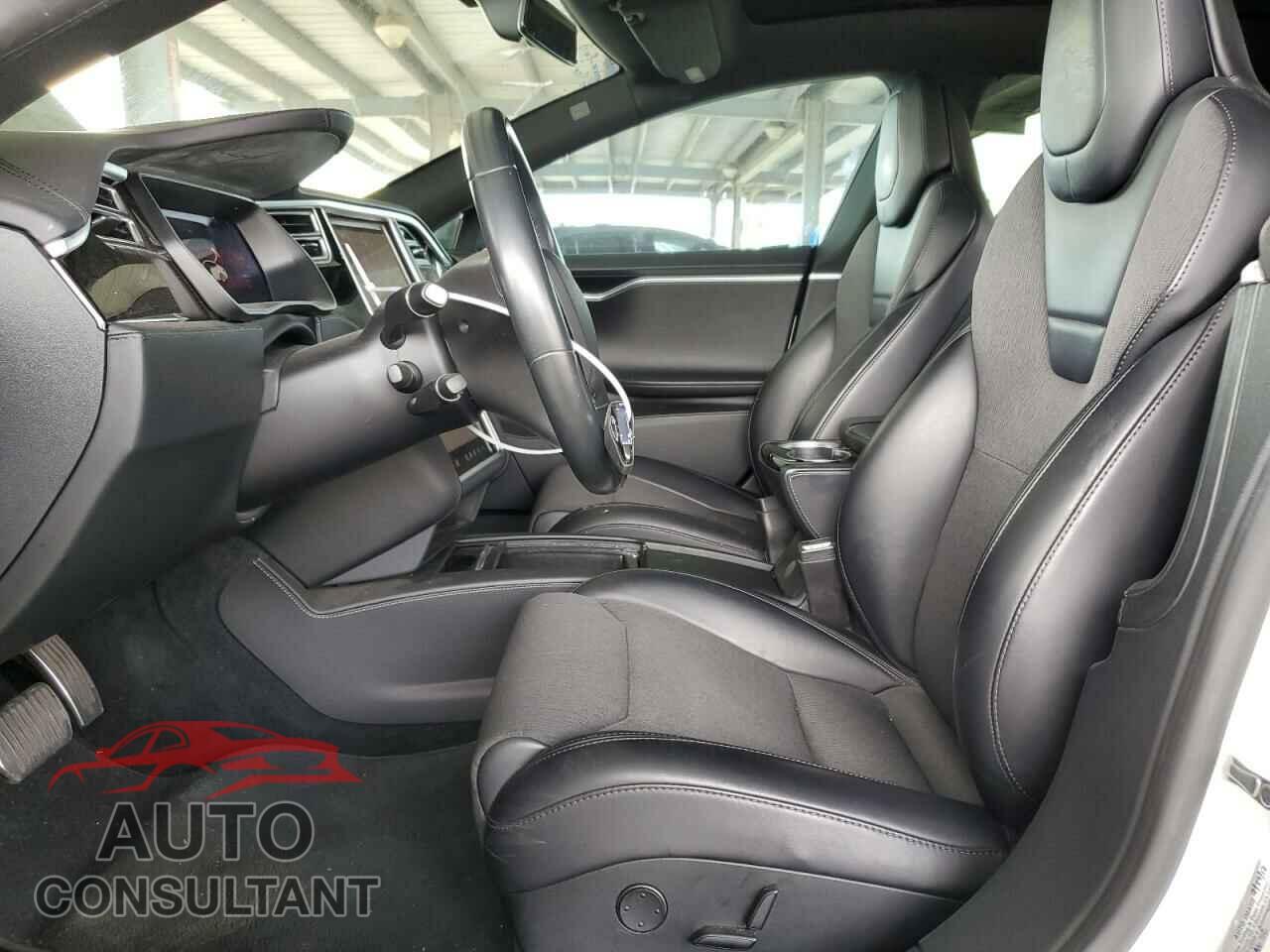 TESLA MODEL S 2017 - 5YJSA1E17HF208645
