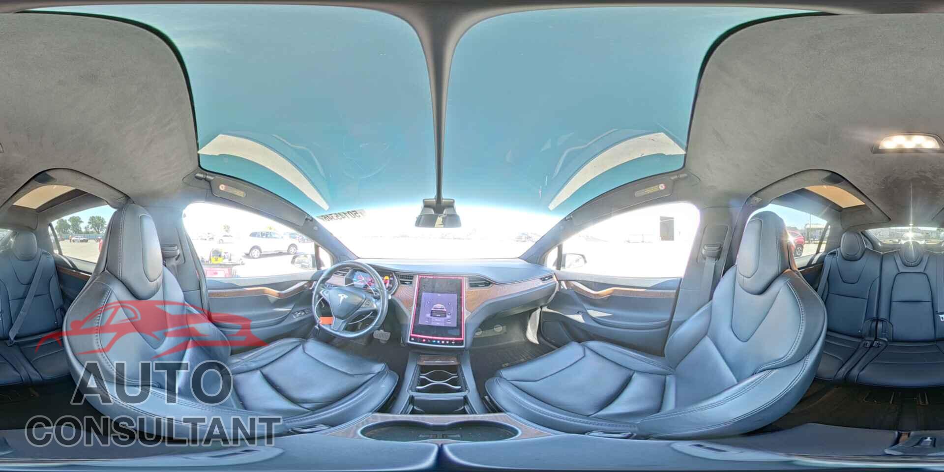 TESLA MODEL X 2019 - 5YJXCAE27KF211593