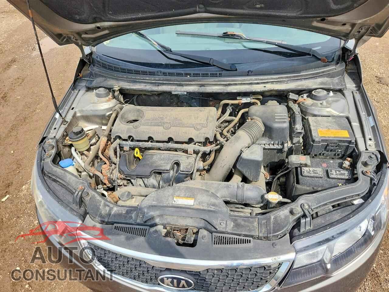 KIA FORTE 2012 - KNAFU5A28C5569128