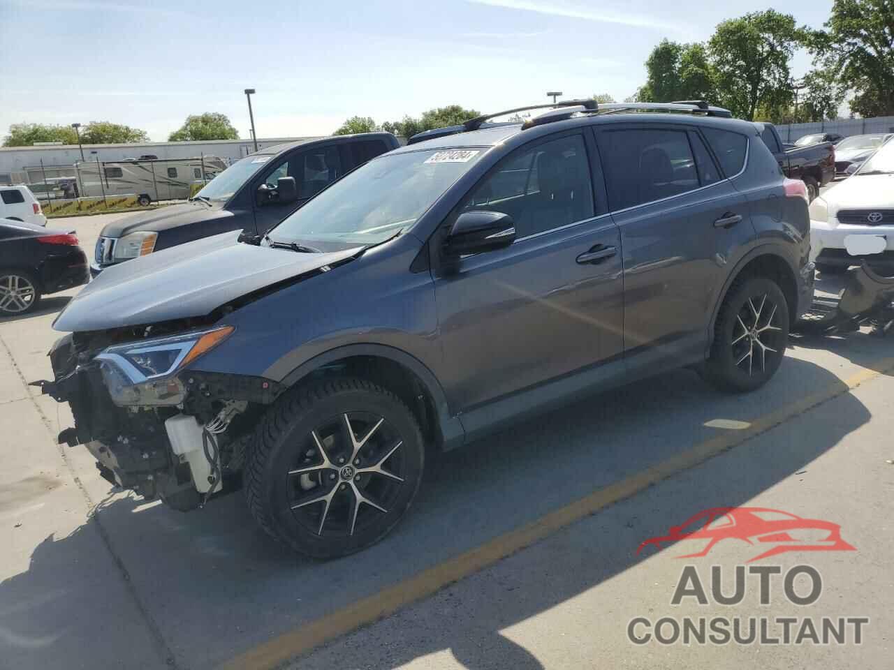 TOYOTA RAV4 2018 - JTMJFREV9JD225300