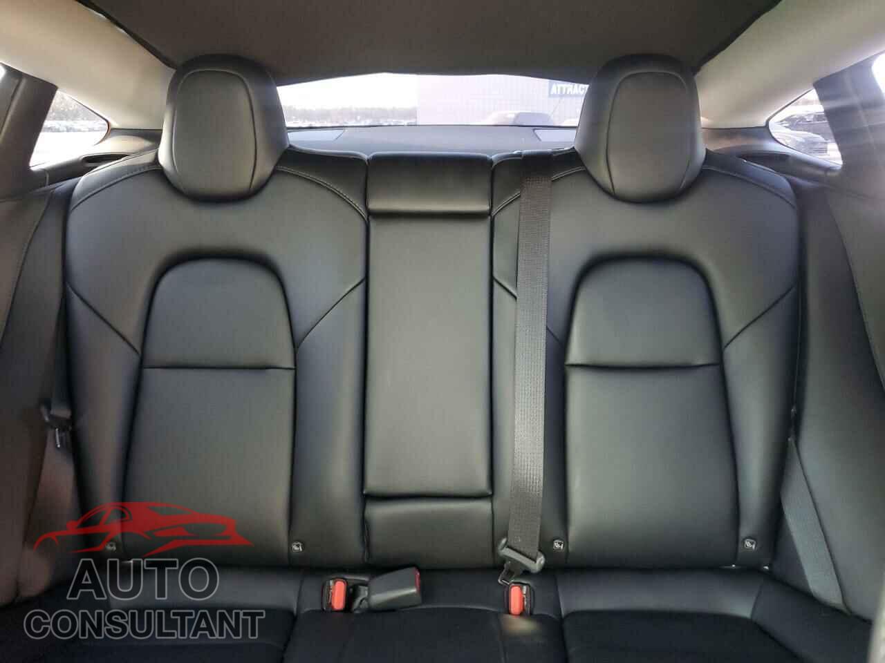 TESLA MODEL 3 2022 - 5YJ3E1EB2NF201275