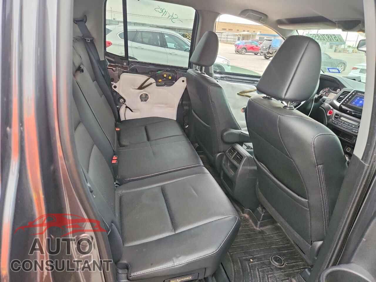 HONDA RIDGELINE 2017 - 5FPYK3F64HB031590