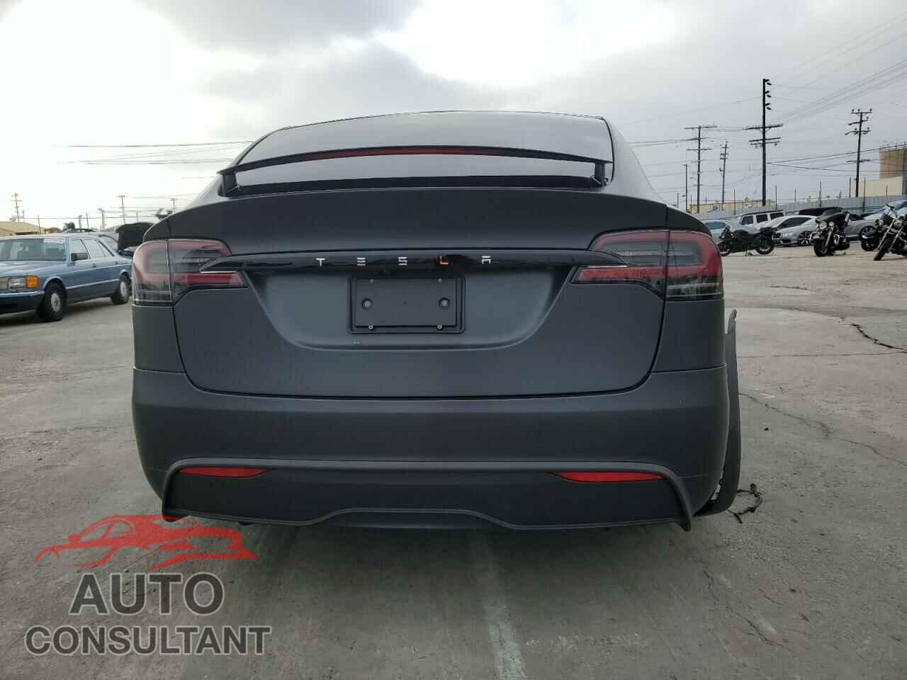 TESLA MODEL X 2024 - 7SAXCDE57RF440106