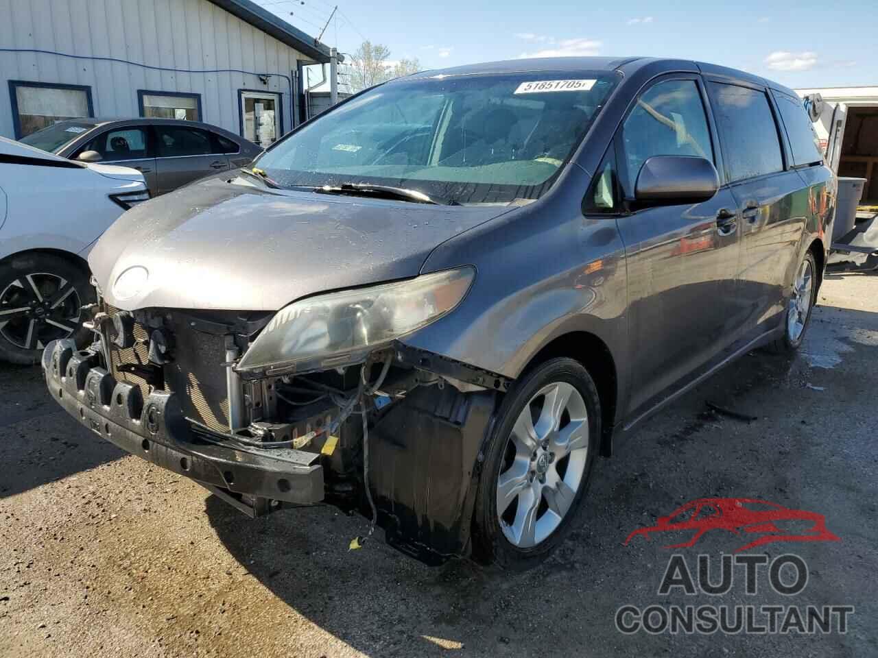 TOYOTA SIENNA 2011 - 5TDXK3DC4BS125095