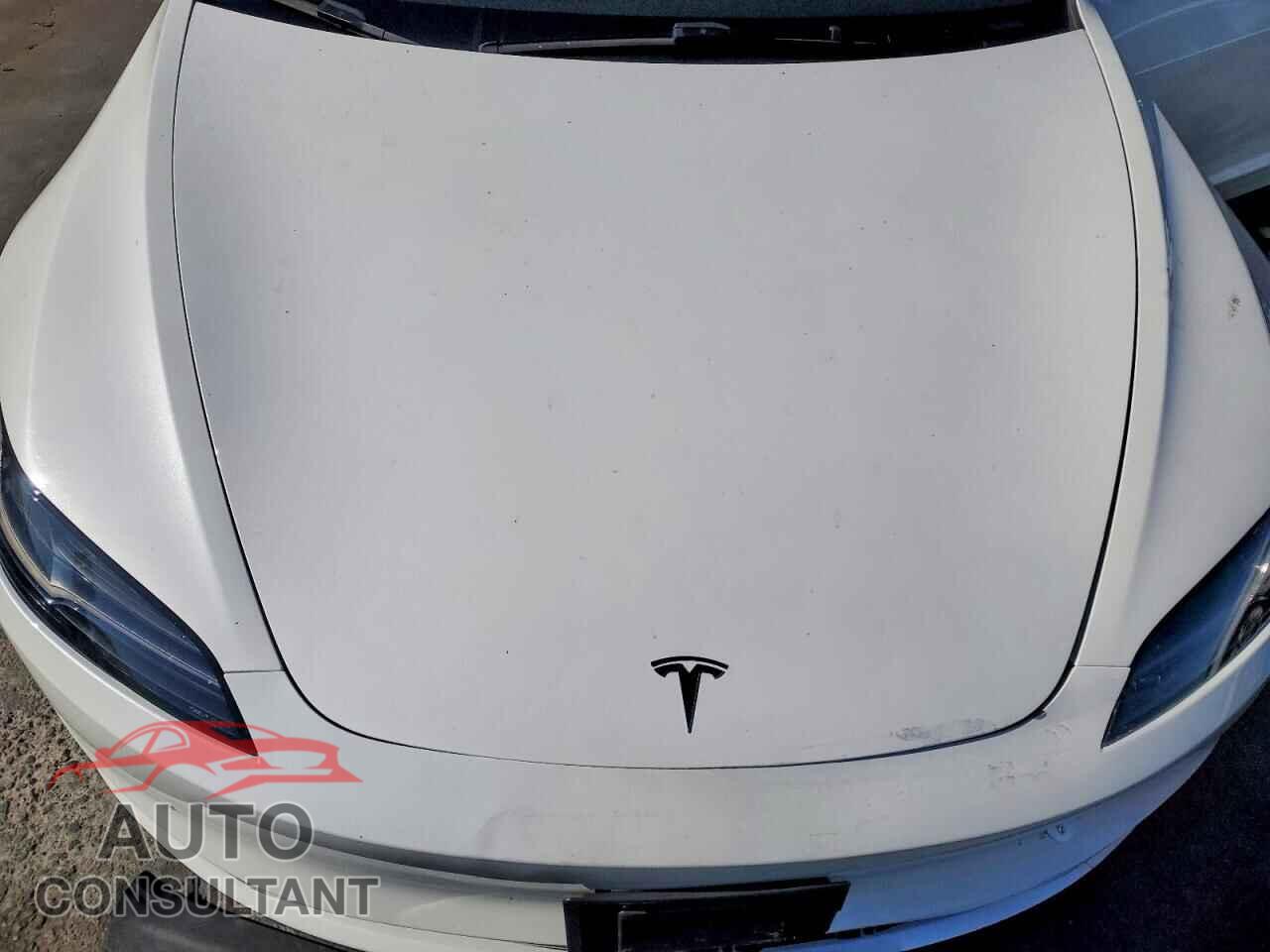 TESLA MODEL 3 2024 - 5YJ3E1EA8RF855680
