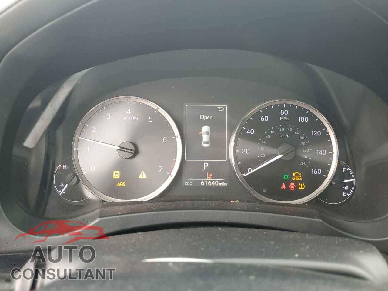 LEXUS IS 2017 - JTHCM1D23H5016354