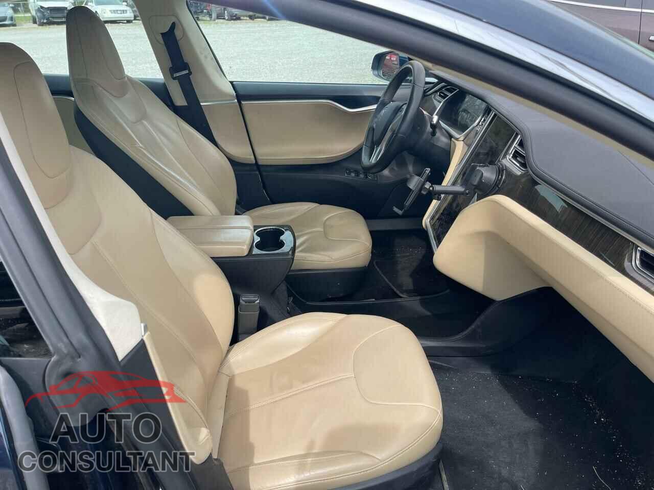 TESLA MODEL S 2013 - 5YJSA1DN6DFP08911