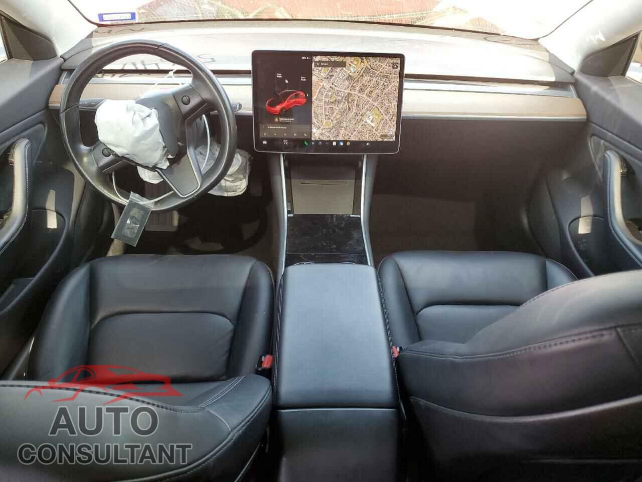 TESLA MODEL 3 2018 - 5YJ3E1EA5JF048117