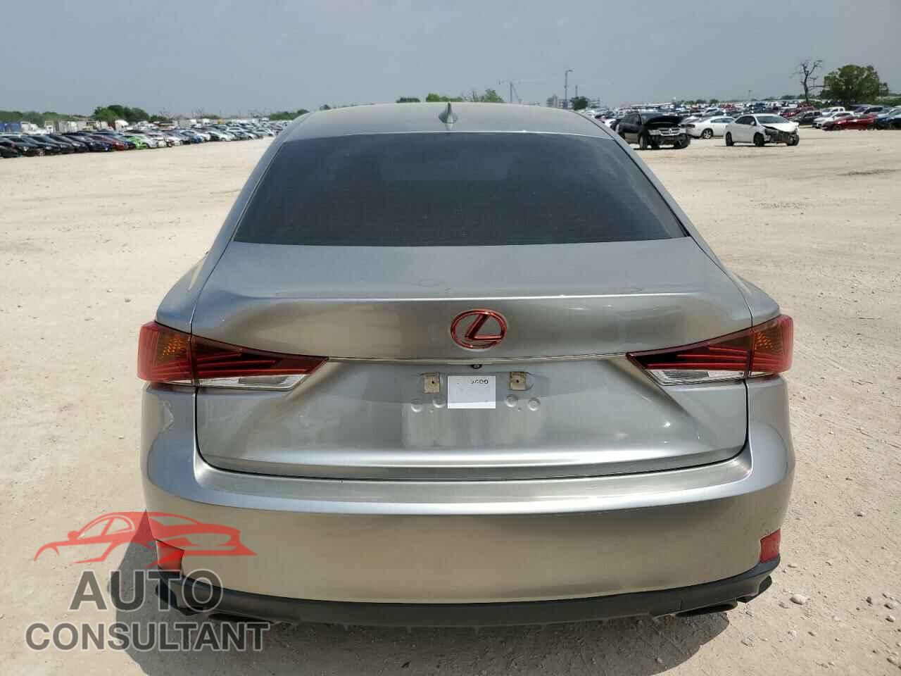 LEXUS IS 2018 - JTHBA1D2XJ5081437