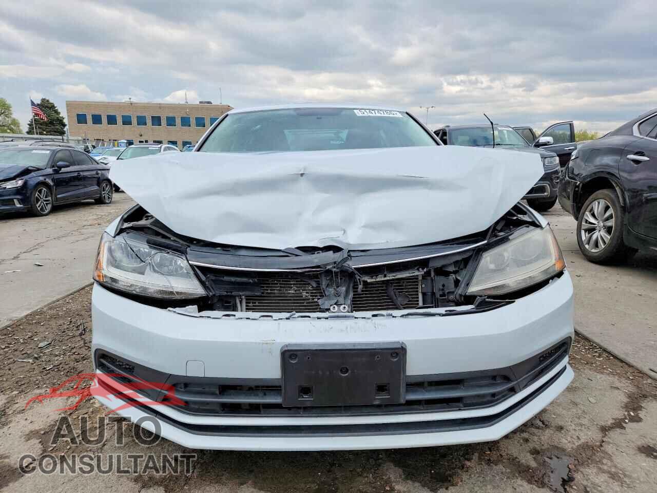 VOLKSWAGEN JETTA 2017 - 3VW2B7AJ2HM347239