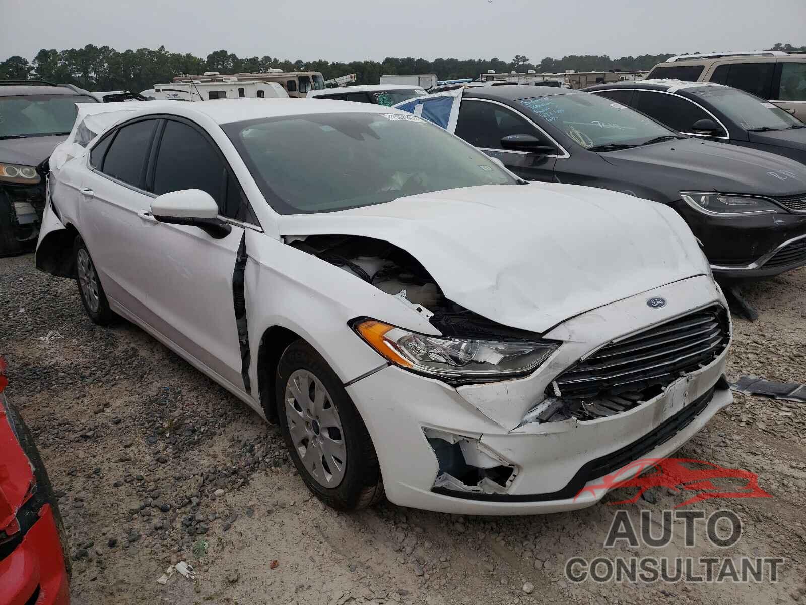 FORD FUSION 2019 - 3FA6P0G72KR170233