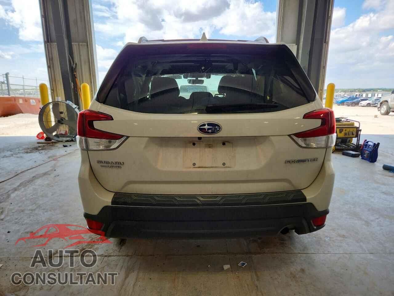 SUBARU FORESTER 2019 - JF2SKAGC3KH498970