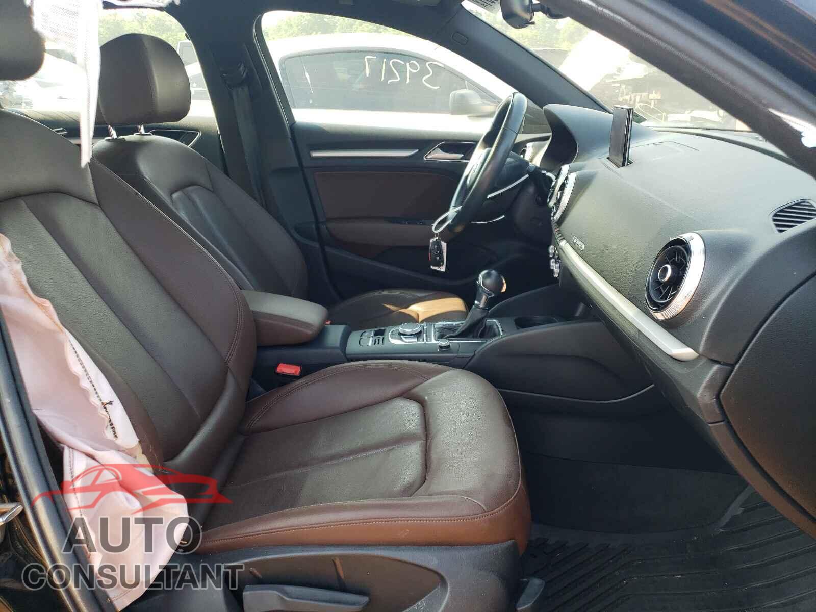 AUDI A3 2017 - WAUB8GFFXH1056598