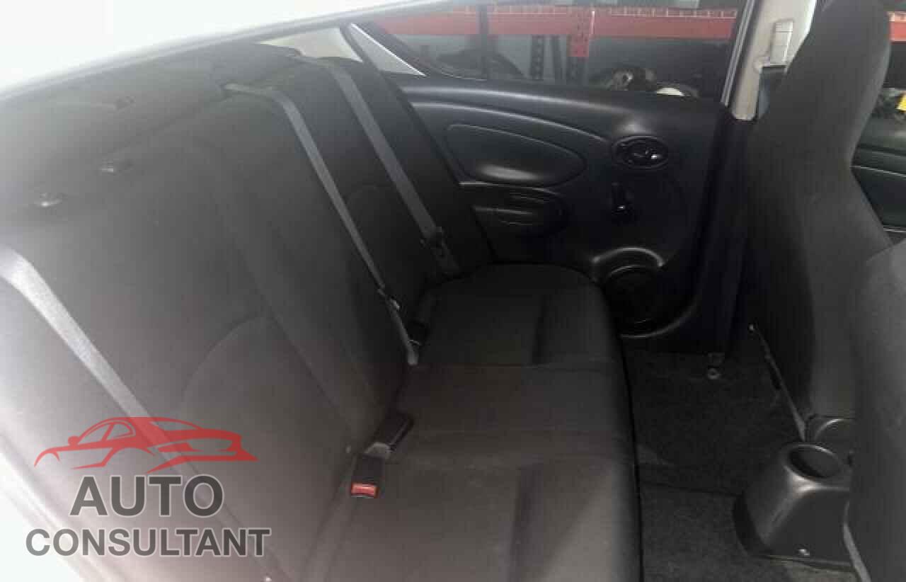 NISSAN VERSA 2016 - 3N1CN7AP5GL839385