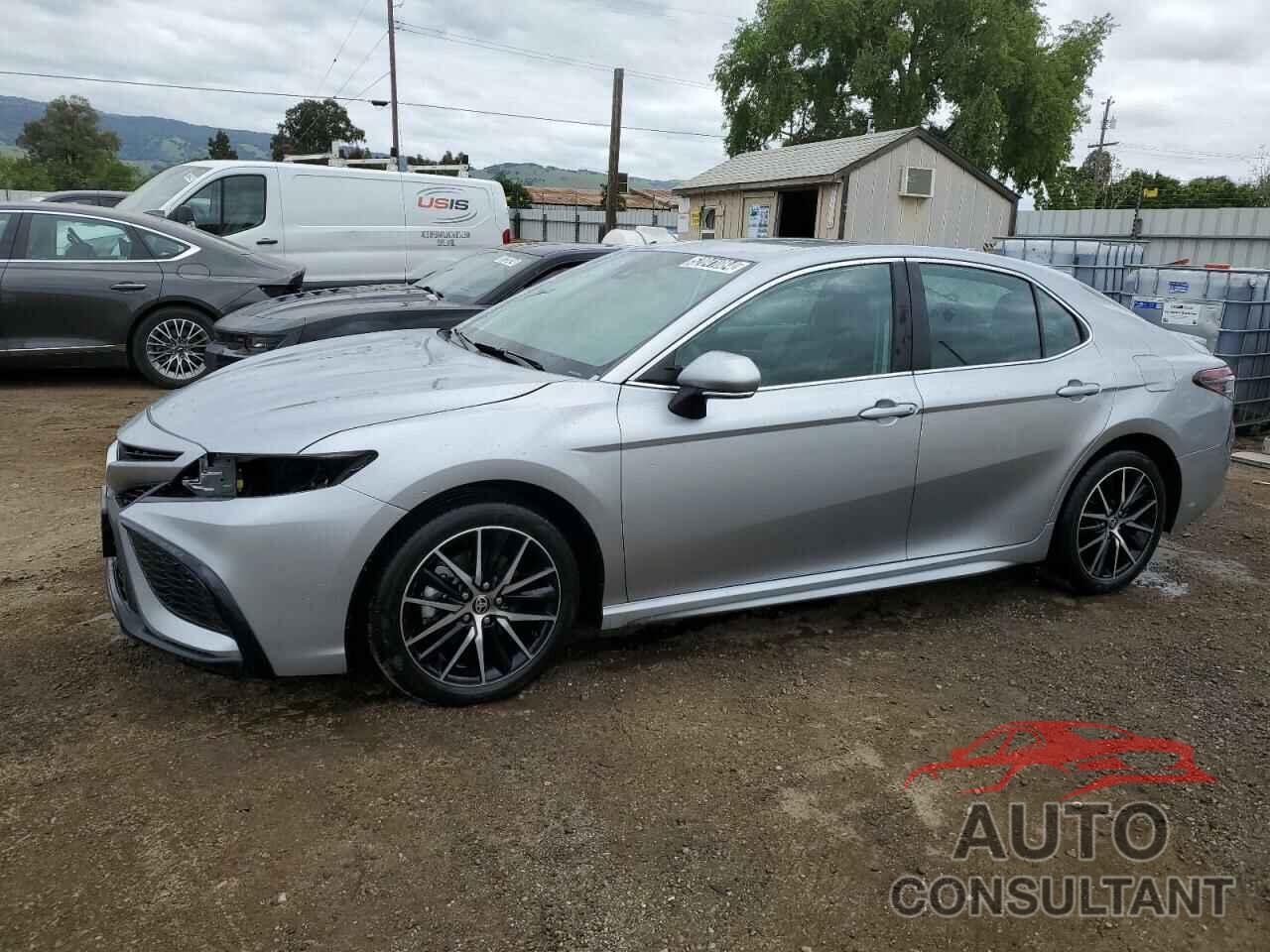 TOYOTA CAMRY 2024 - 4T1G11AK0RU888705