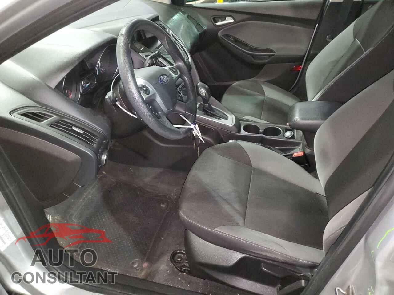 FORD FOCUS 2013 - 1FADP3K2XDL176402