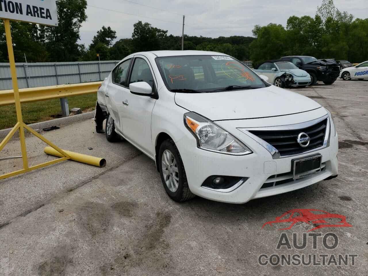 NISSAN VERSA 2019 - 3N1CN7AP0KL814029