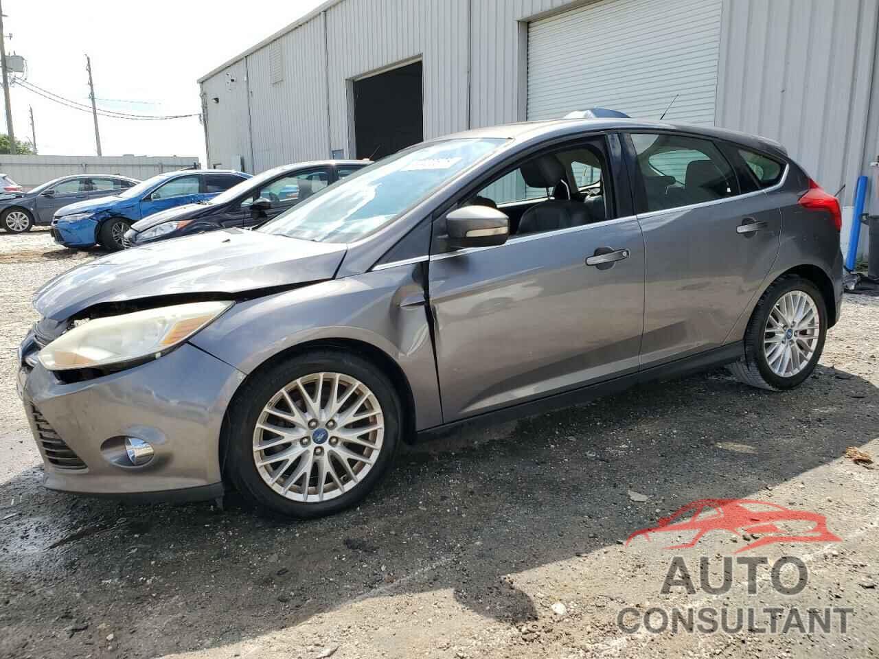 FORD FOCUS 2012 - 1FAHP3M25CL176014