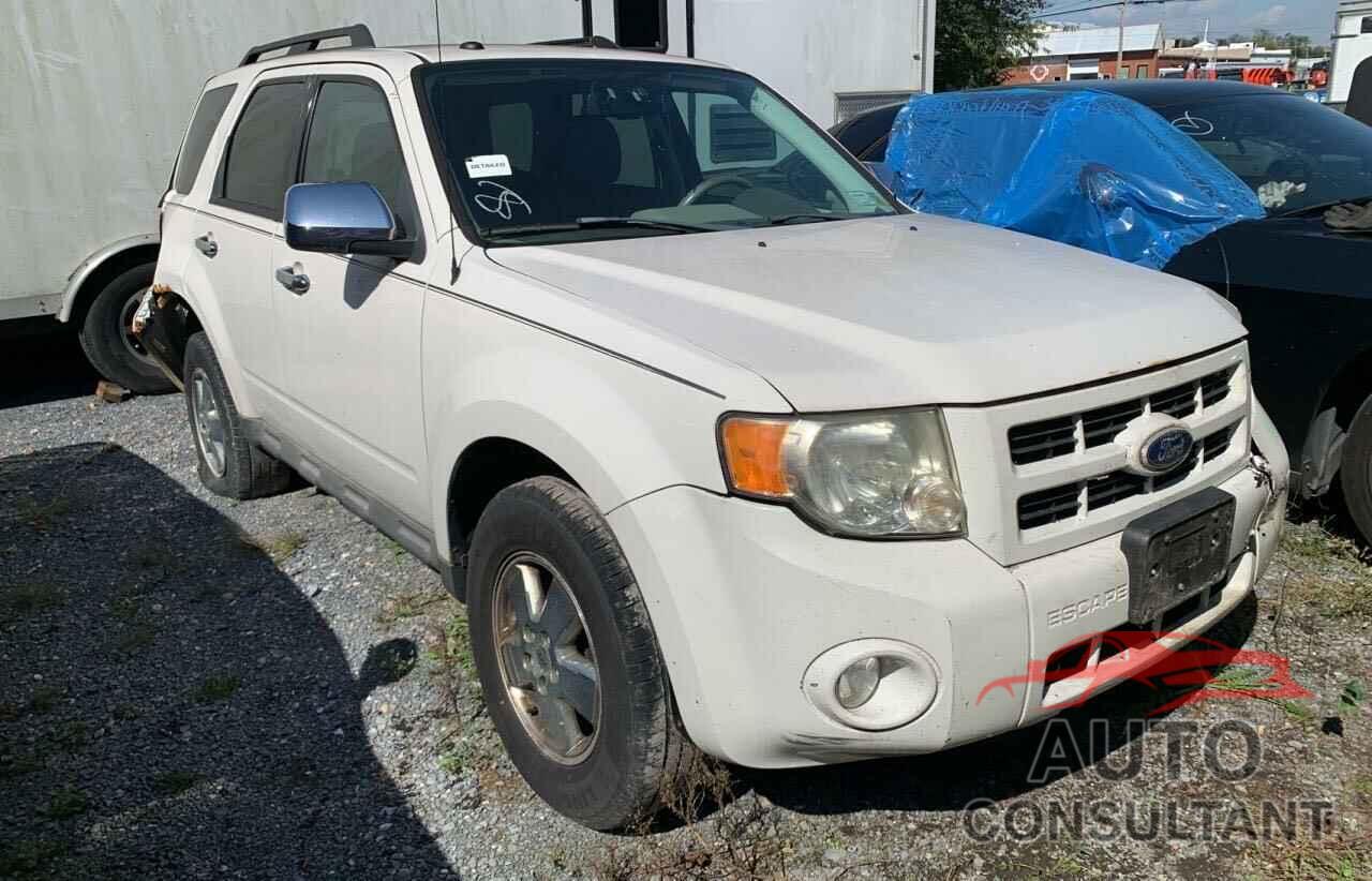 FORD ESCAPE 2009 - 1FMCU03G09KB88977