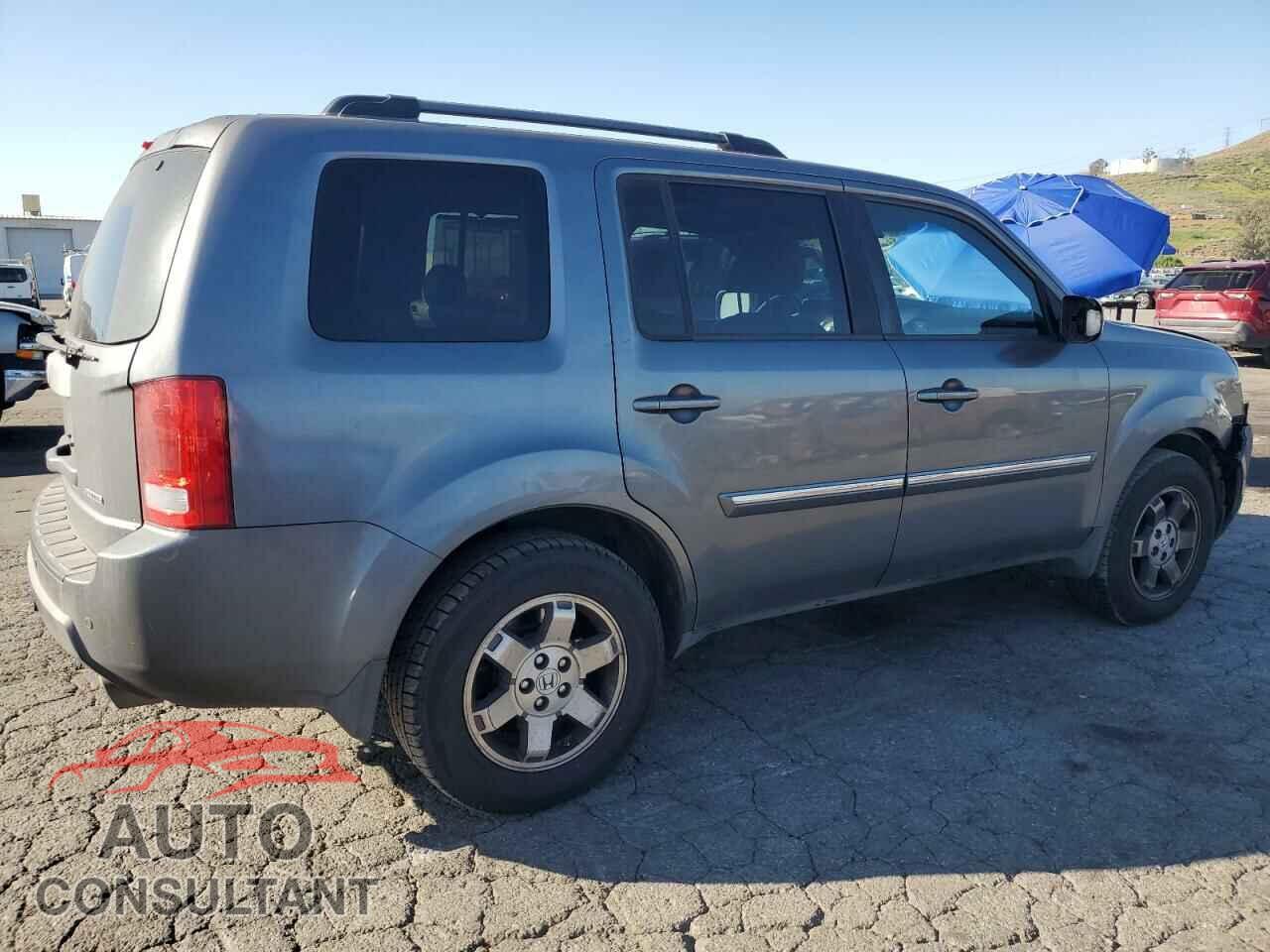 HONDA PILOT 2011 - 5FNYF3H96BB056700