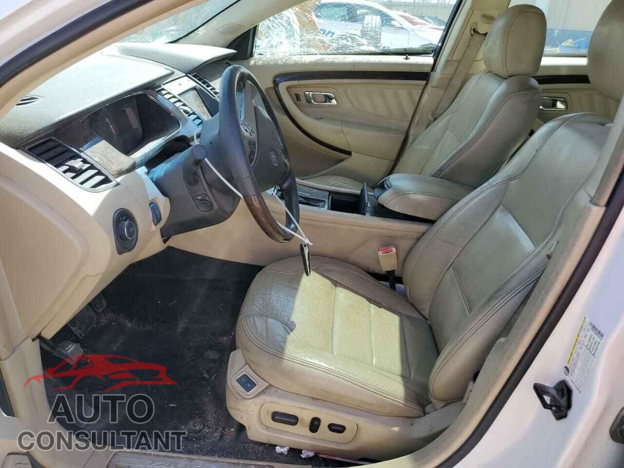 FORD TAURUS 2013 - 1FAHP2F8XDG154158