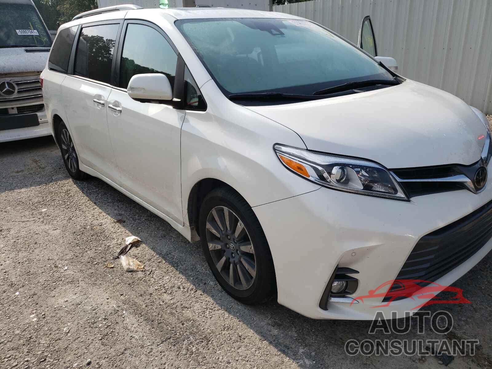 TOYOTA SIENNA 2018 - 5TDYZ3DC4JS933672