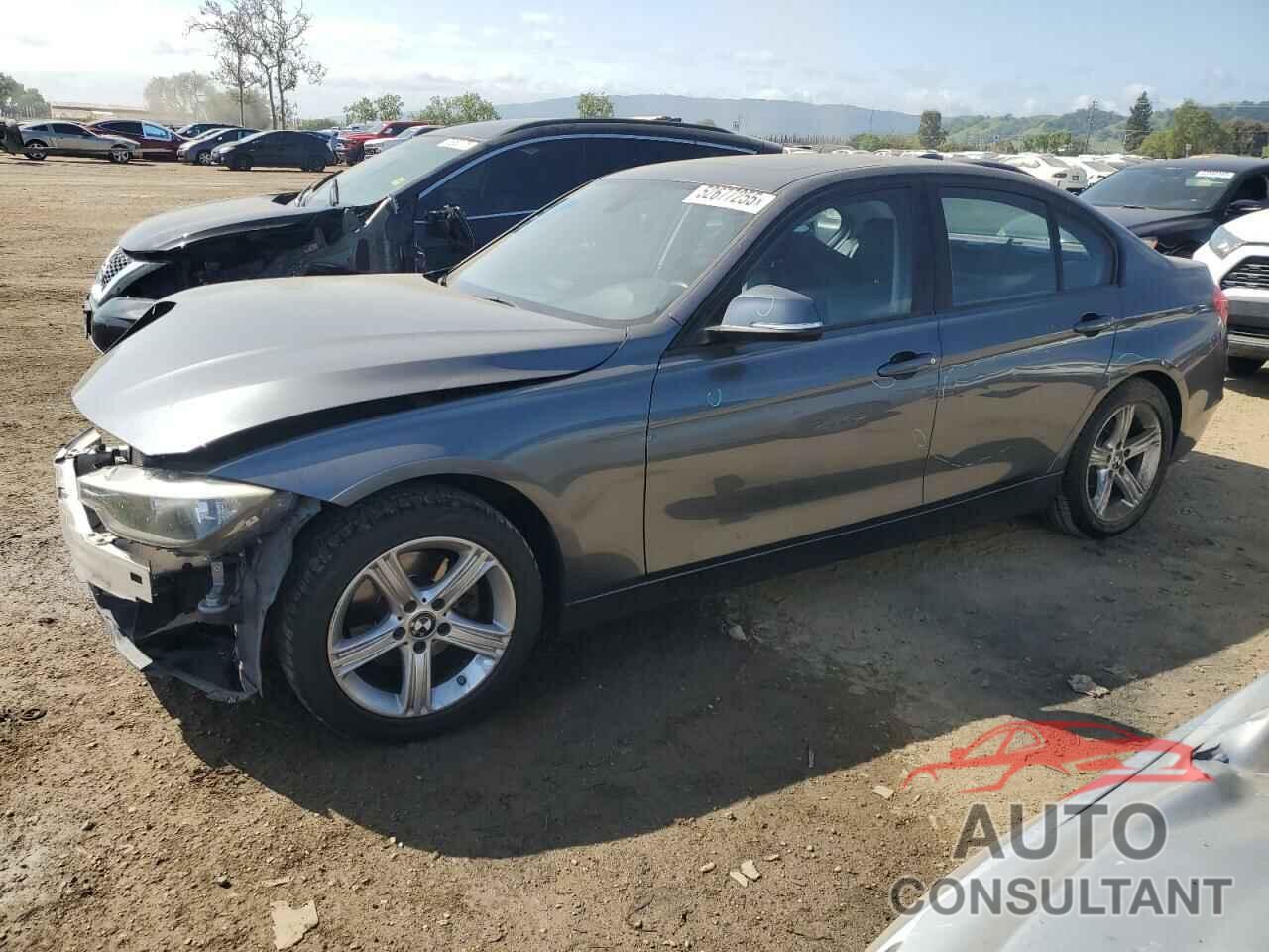 BMW 3 SERIES 2013 - WBA3C1C58DF443921