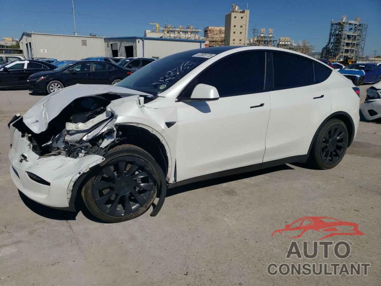 TESLA MODEL Y 2023 - 7SAYGAEE0PF686760